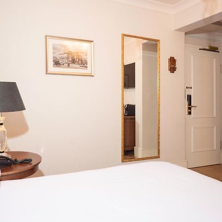 Ebel Boutique Hotel ติรานา ภายนอก รูปภาพ