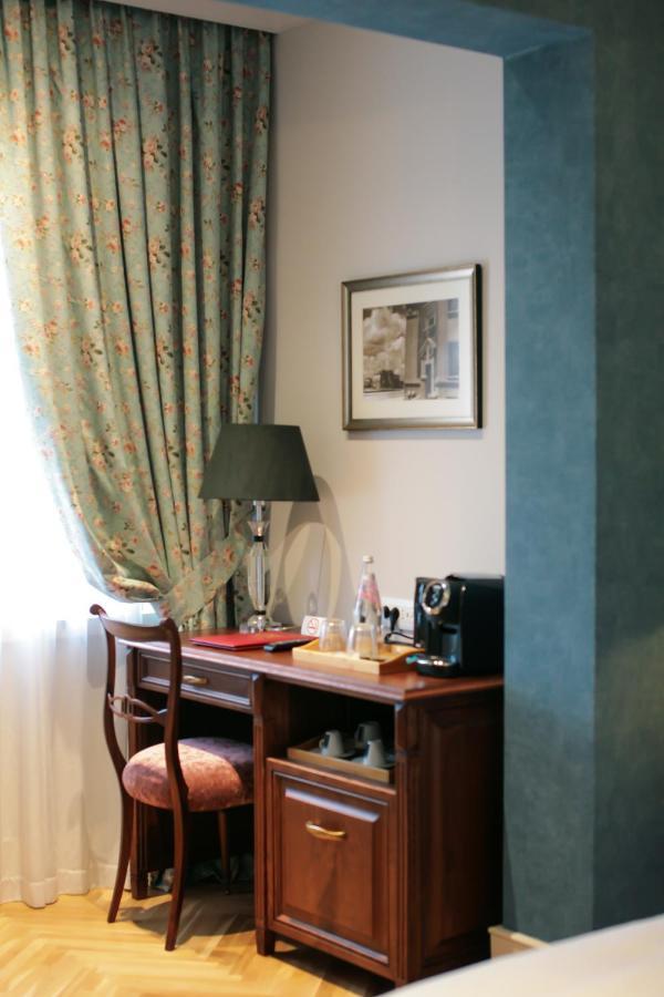Ebel Boutique Hotel ติรานา ภายนอก รูปภาพ
