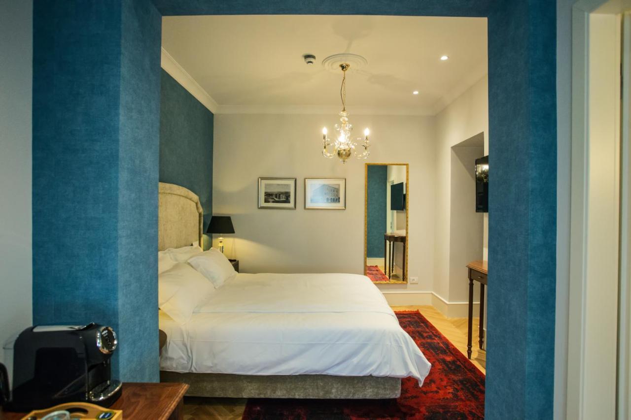 Ebel Boutique Hotel ติรานา ภายนอก รูปภาพ